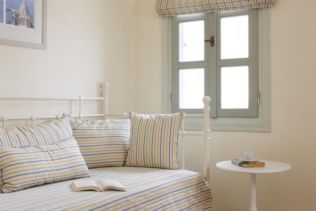 Aria Lito Mansion Hotel Fira  Exterior photo
