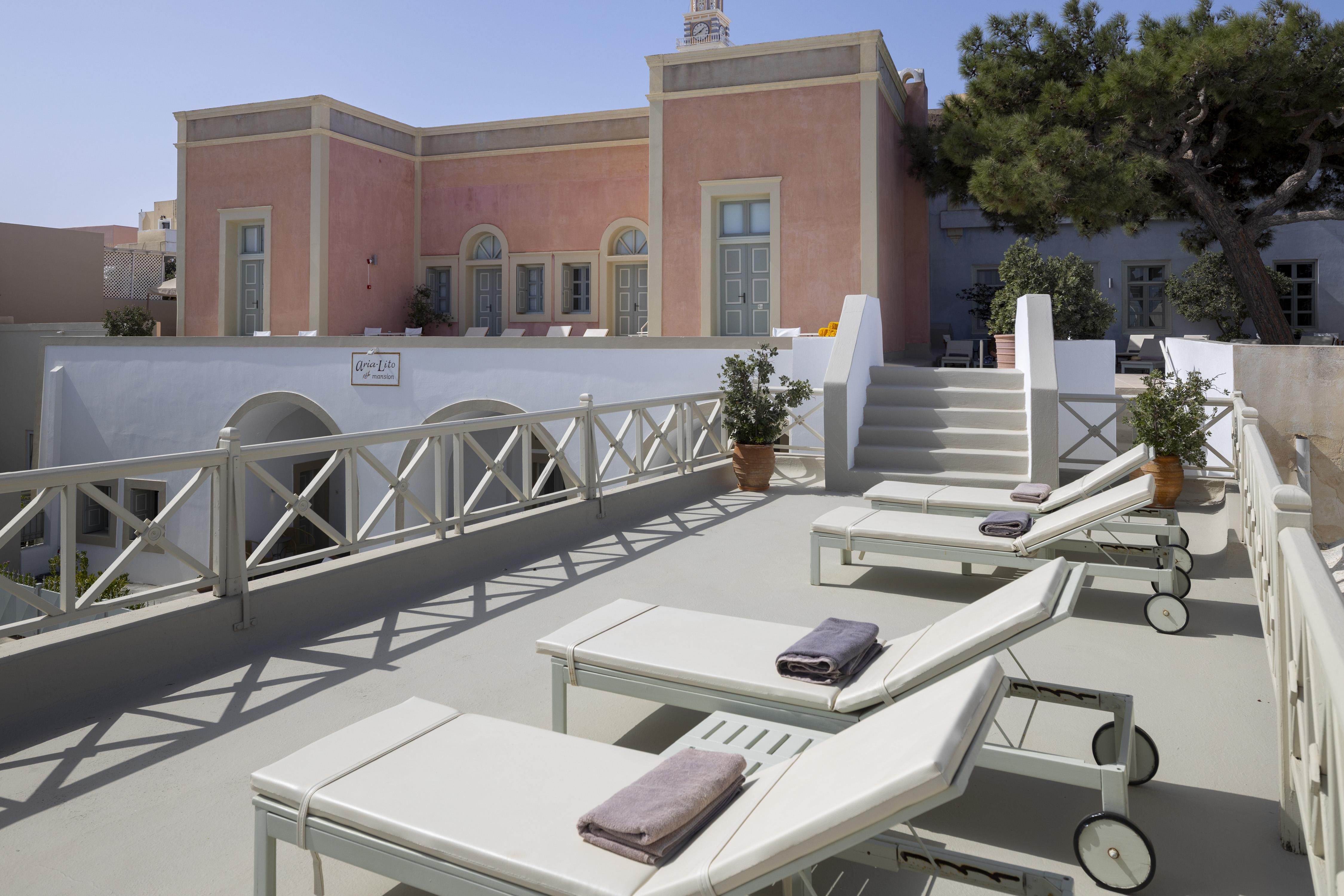 Aria Lito Mansion Hotel Fira  Exterior photo